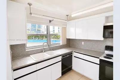 1825 S Ocean Dr #401, Hallandale Beach, FL 33009 - Photo 3