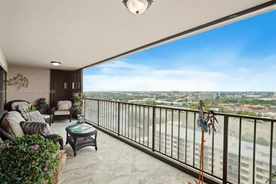 1800 NE 114th St #1710, Miami, FL 33181 - Photo 5