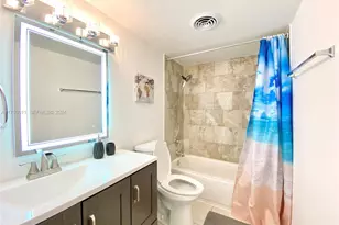 401 Golden Isles Dr, Hallandale Beach, FL 33009 - Photo 9