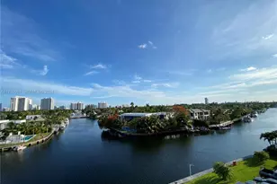 401 Golden Isles Dr, Hallandale Beach, FL 33009 - Photo 21