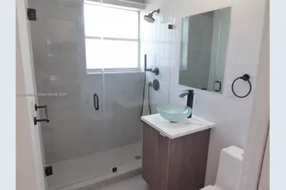 1000 7th St, Miami Beach, FL 33139 - Photo 25