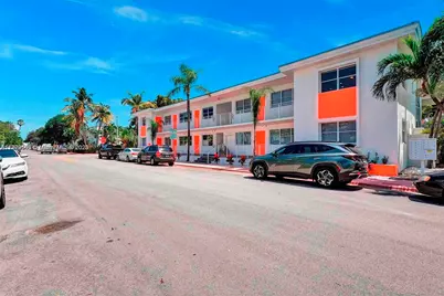 1000 7th St, Miami Beach, FL 33139 - Photo 5