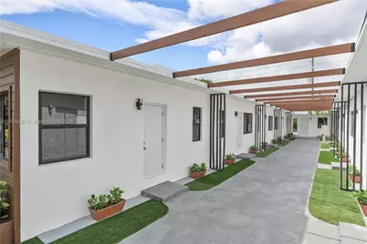 1946 Pierce St #3, Hollywood, FL 33020 - Photo 11