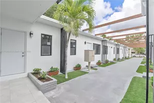 1946 Pierce St, Hollywood, FL 33020 - Photo 11