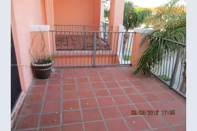 20820 San Simeon Way #26-G, Miami, FL 33179 - Photo 3