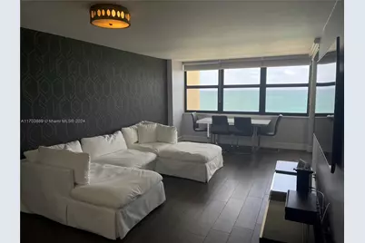 2555 Collins Ave #1409, Miami Beach, FL 33140 - Photo 9