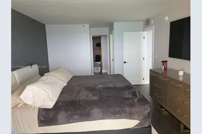 2555 Collins Ave #1409, Miami Beach, FL 33140 - Photo 35