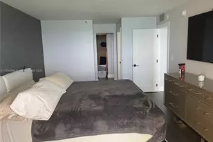 2555 Collins Ave, Miami Beach, FL 33140 - Photo 35