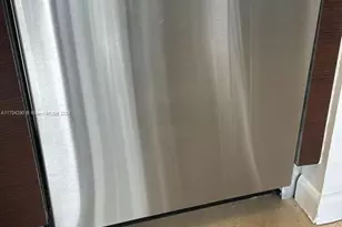 41 SE 5th St, Miami, FL 33131 - Photo 7