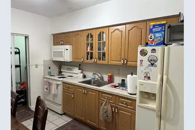 1838 NW 18th St, Miami, FL 33125 - Photo 5
