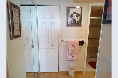 1000 St Charles Pl #615, Pembroke Pines, FL 33026 - Photo 29