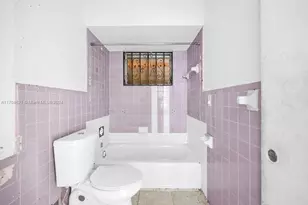 2100 NW 76th St, Miami, FL 33147 - Photo 25