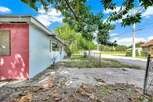 2100 NW 76th St, Miami, FL 33147 - Photo 5