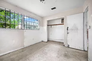 2100 NW 76th St, Miami, FL 33147 - Photo 29