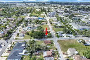 2100 NW 76th St, Miami, FL 33147 - Photo 35