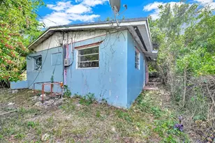 2100 NW 76th St, Miami, FL 33147 - Photo 11