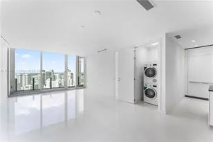 300 Biscayne Blvd Way, Miami, FL 33131 - Photo 3