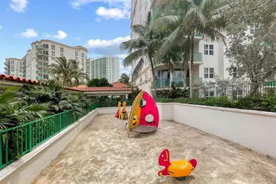 19900 E Country Club Dr #610, Aventura, FL 33180 - Photo 25