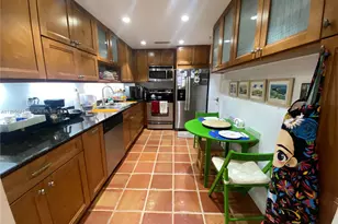 90 Edgewater Dr, Coral Gables, FL 33133 - Photo 17
