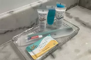 1200 Brickell Bay Dr, Miami, FL 33131 - Photo 25