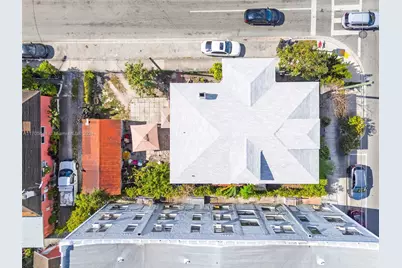 676 SW 1st St, Miami, FL 33130 - Photo 9