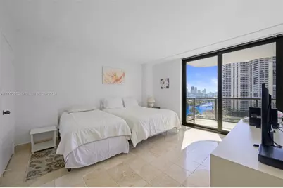 19667 Turnberry Way #14C, Aventura, FL 33180 - Photo 17