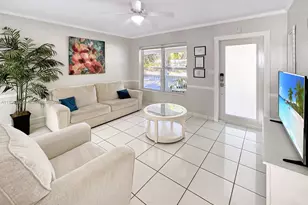 1820 SW 11th Ct, Fort Lauderdale, FL 33312 - Photo 9