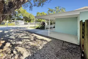 1820 SW 11th Ct, Fort Lauderdale, FL 33312 - Photo 5