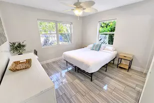 1820 SW 11th Ct, Fort Lauderdale, FL 33312 - Photo 23