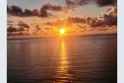 5601 Collins Ave #PH-9, Miami Beach, FL 33140 - Photo 3