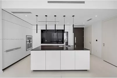300 Biscayne Blvd Way #3406, Miami, FL 33131 - Photo 13