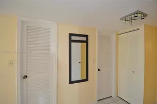 1865 S Ocean Dr, Hallandale Beach, FL 33009 - Photo 23