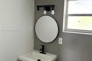 3600 NE 170th St, North Miami Beach, FL 33160 - Photo 15