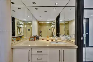 1201 S Ocean Dr, Hollywood, FL 33019 - Photo 35