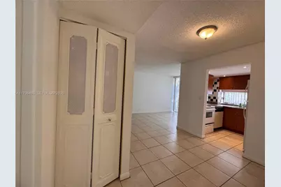 16919 N Bay Rd #117, Sunny Isles Beach, FL 33160 - Photo 17