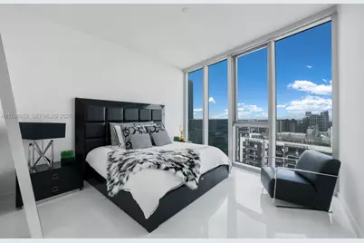 300 Biscayne Blvd Way #4703, Miami, FL 33131 - Photo 23