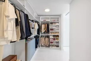 300 Biscayne Blvd Way, Miami, FL 33131 - Photo 13