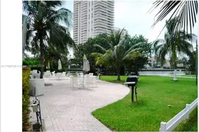 19390 Collins #1126, Sunny Isles Beach, FL 33160 - Photo 3