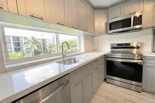 17021 N Bay Rd, Sunny Isles Beach, FL 33160 - Photo 21