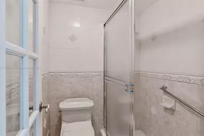 8895 Fontainebleau Blvd #407, Miami, FL 33172 - Photo 17