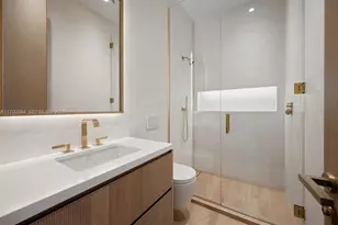 424 W Rivo Alto Dr, Miami Beach, FL 33139 - Photo 45