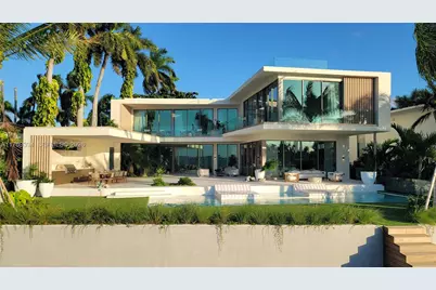 424 W Rivo Alto Dr, Miami Beach, FL 33139 - Photo 1