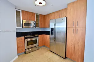 7900 Harbor Island Dr, North Bay Village, FL 33141 - Photo 9