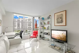 19101 NE 36th Ct, Aventura, FL 33180 - Photo 45