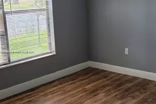 1562 Lake Crystal Dr, West Palm Beach, FL 33411 - Photo 9