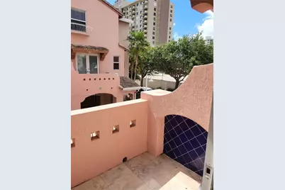 2005 Oceanwalk Ter, Lauderdale by the Sea, FL 33062 - Photo 19