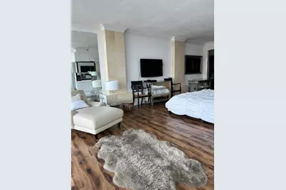 100 Lincoln Rd #PH7, Miami Beach, FL 33139 - Photo 23