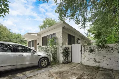 175 NW 68th St, Miami, FL 33150 - Photo 17
