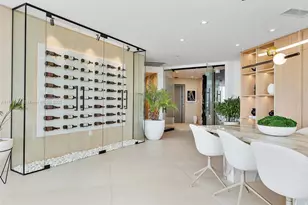 21 Isle of Venice Dr, Fort Lauderdale, FL 33301 - Photo 5