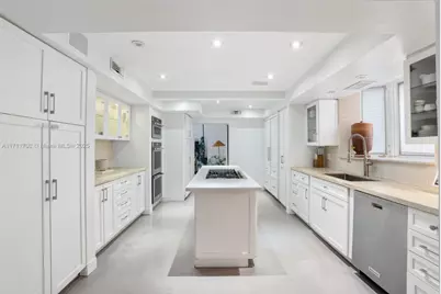 2974 Old Alton Rd, Miami Beach, FL 33140 - Photo 15